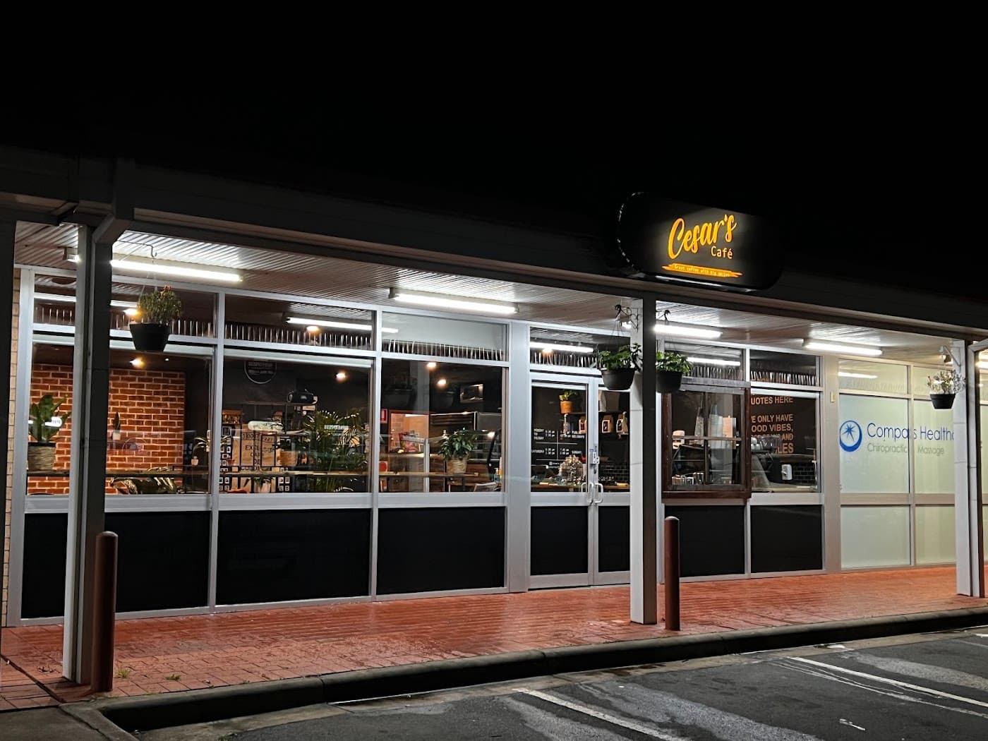Cesar's Café (3)