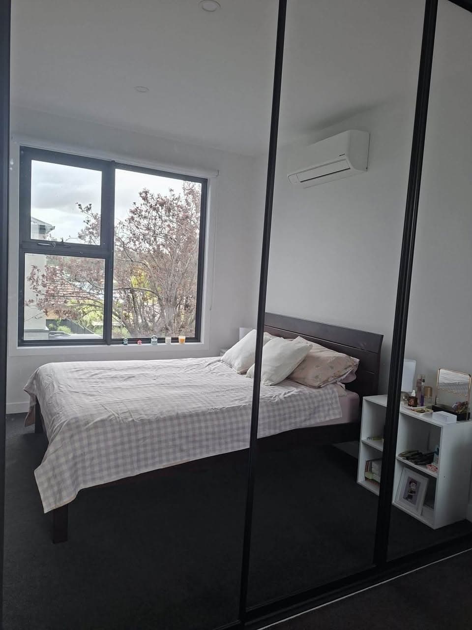 Room for Rent in Oak Park (3)