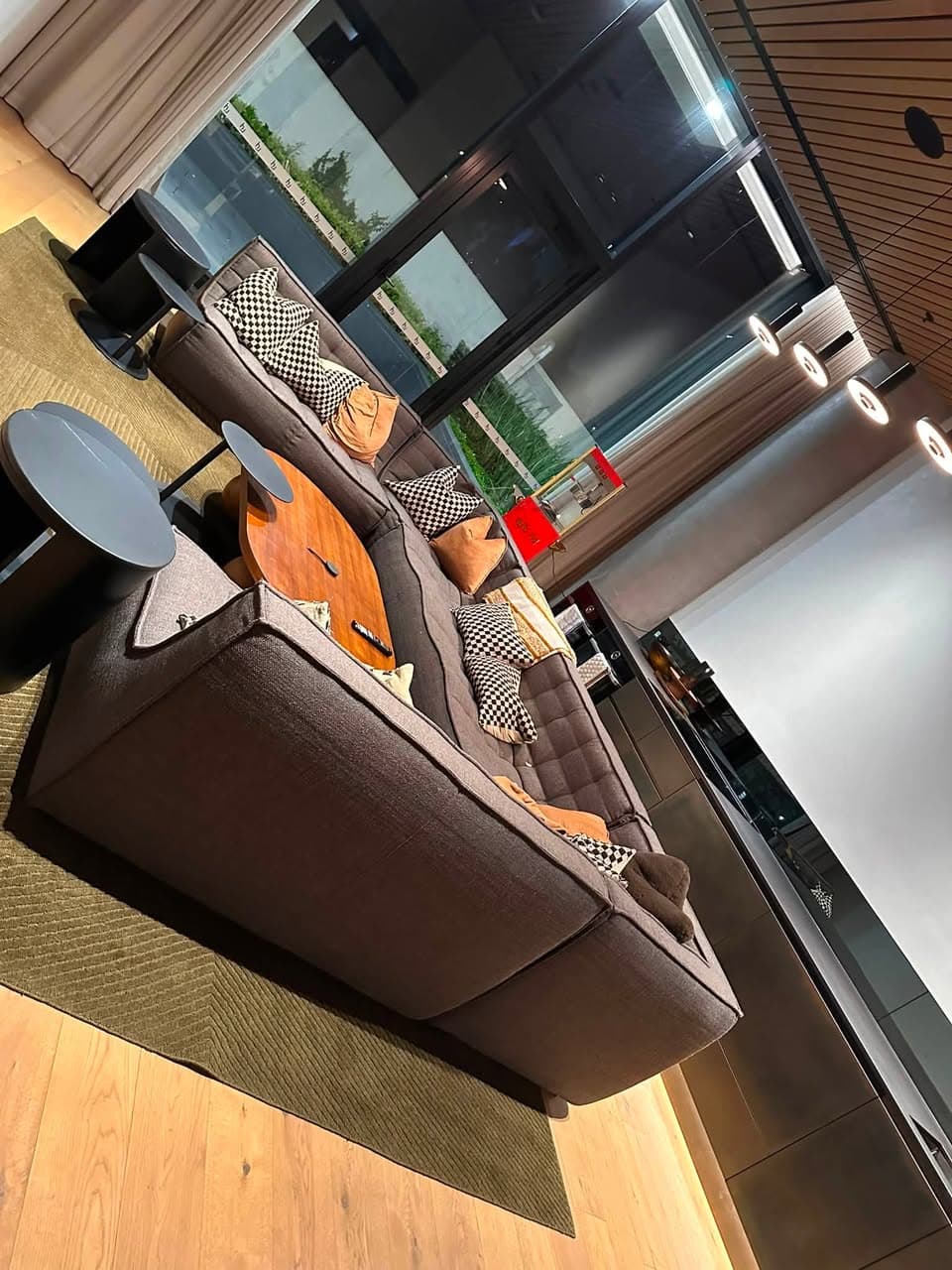 Room for Rent in Docklands (2)