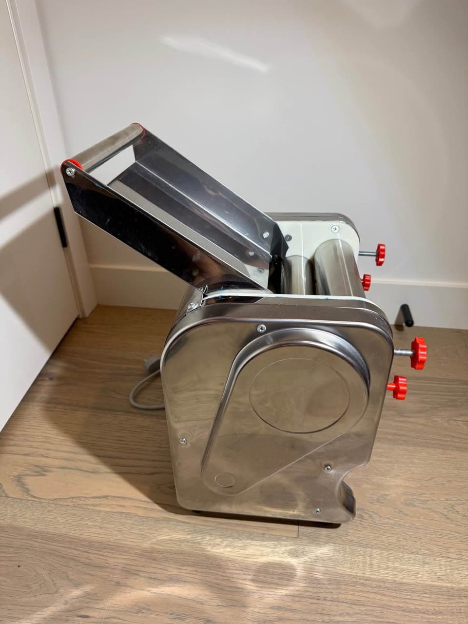 Commercial Electric Pasta & Dough Machine for Sale (5)