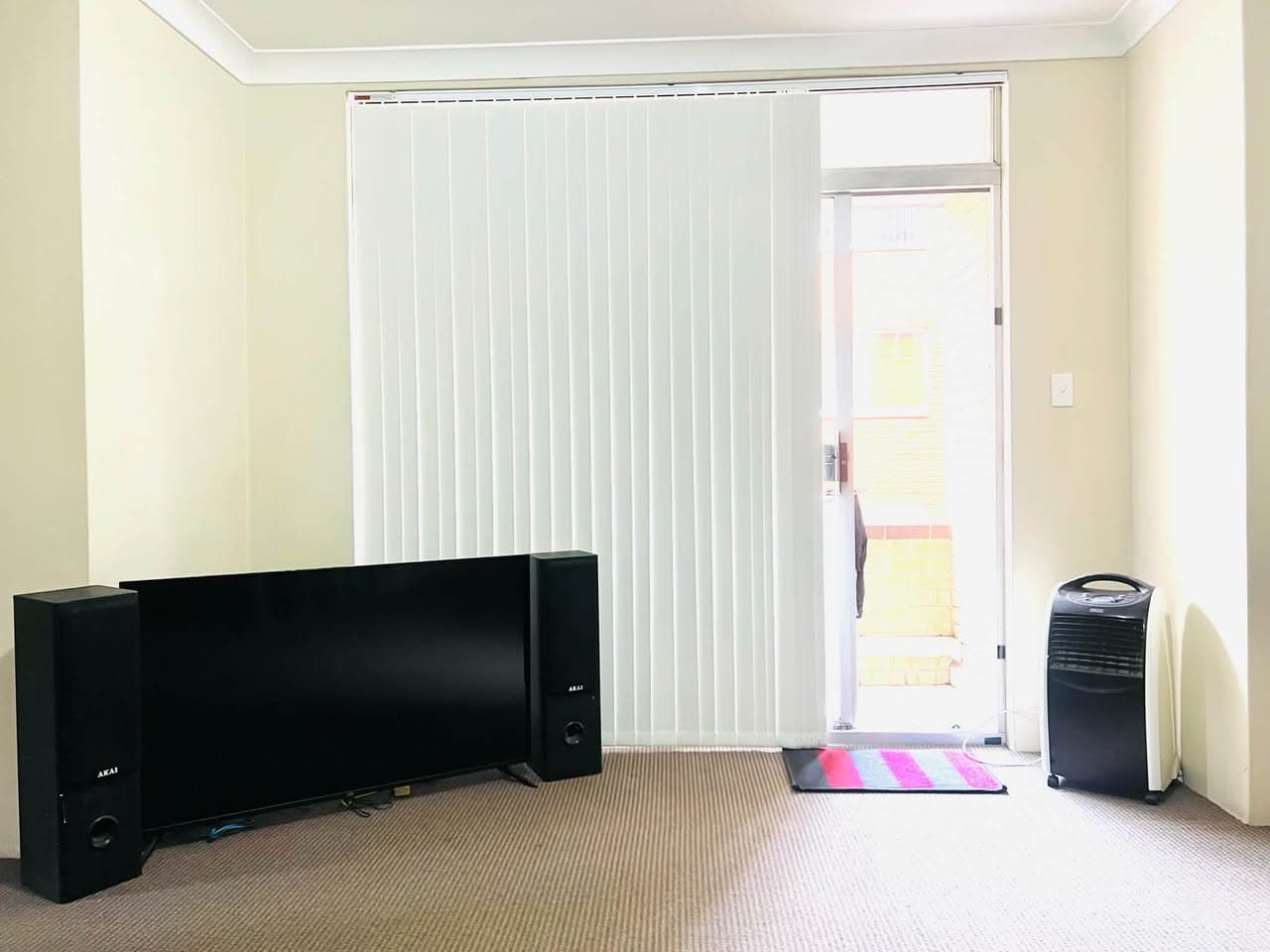 Room Available in Macquarie Park (2)