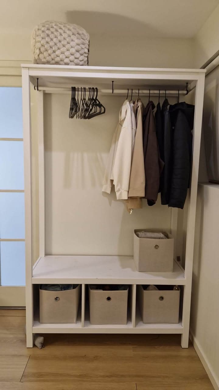 Single Room Available for Woman in Hawthorne (4)