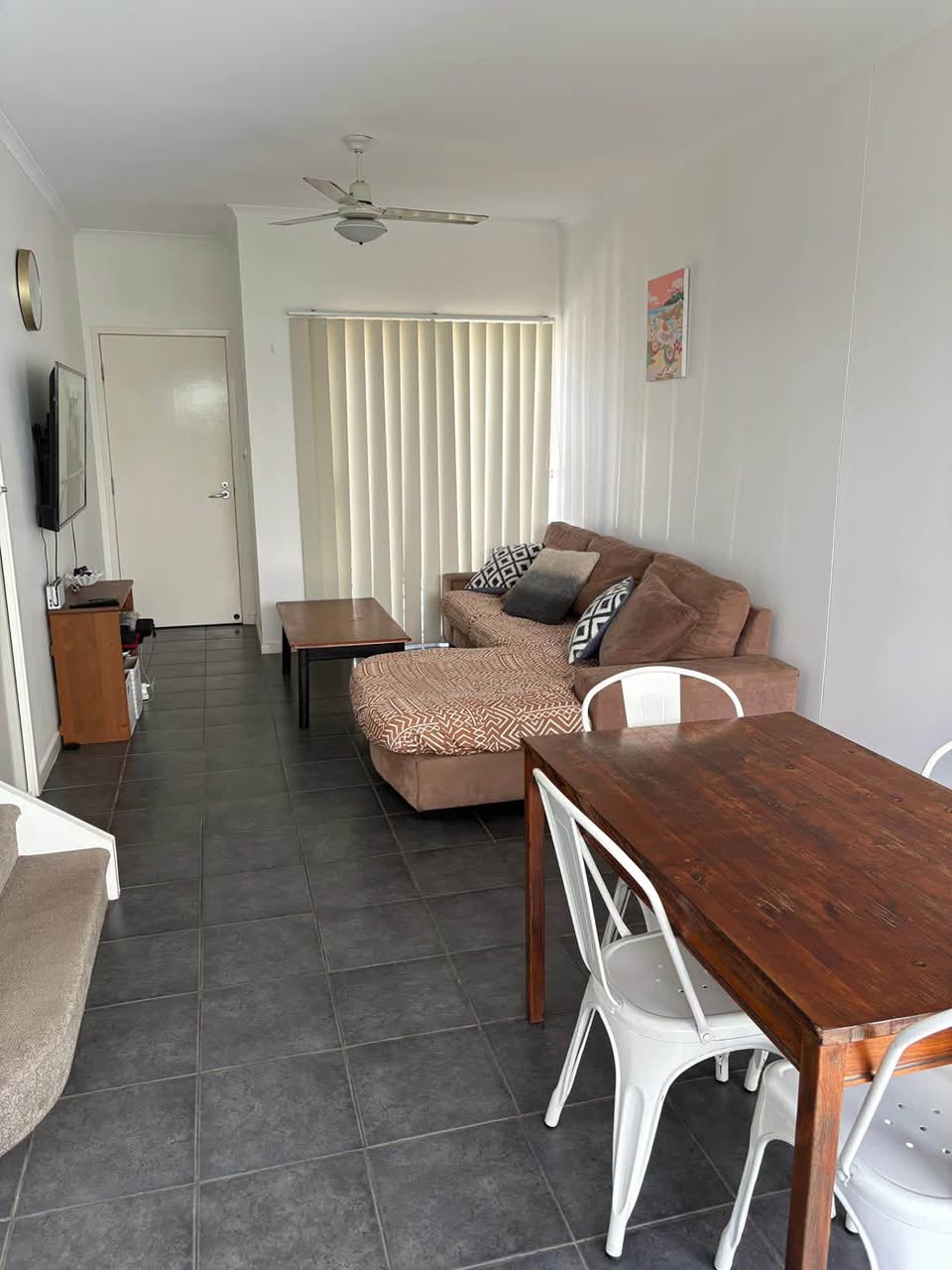 Room for Couple with Ensuite in Windsor (4)