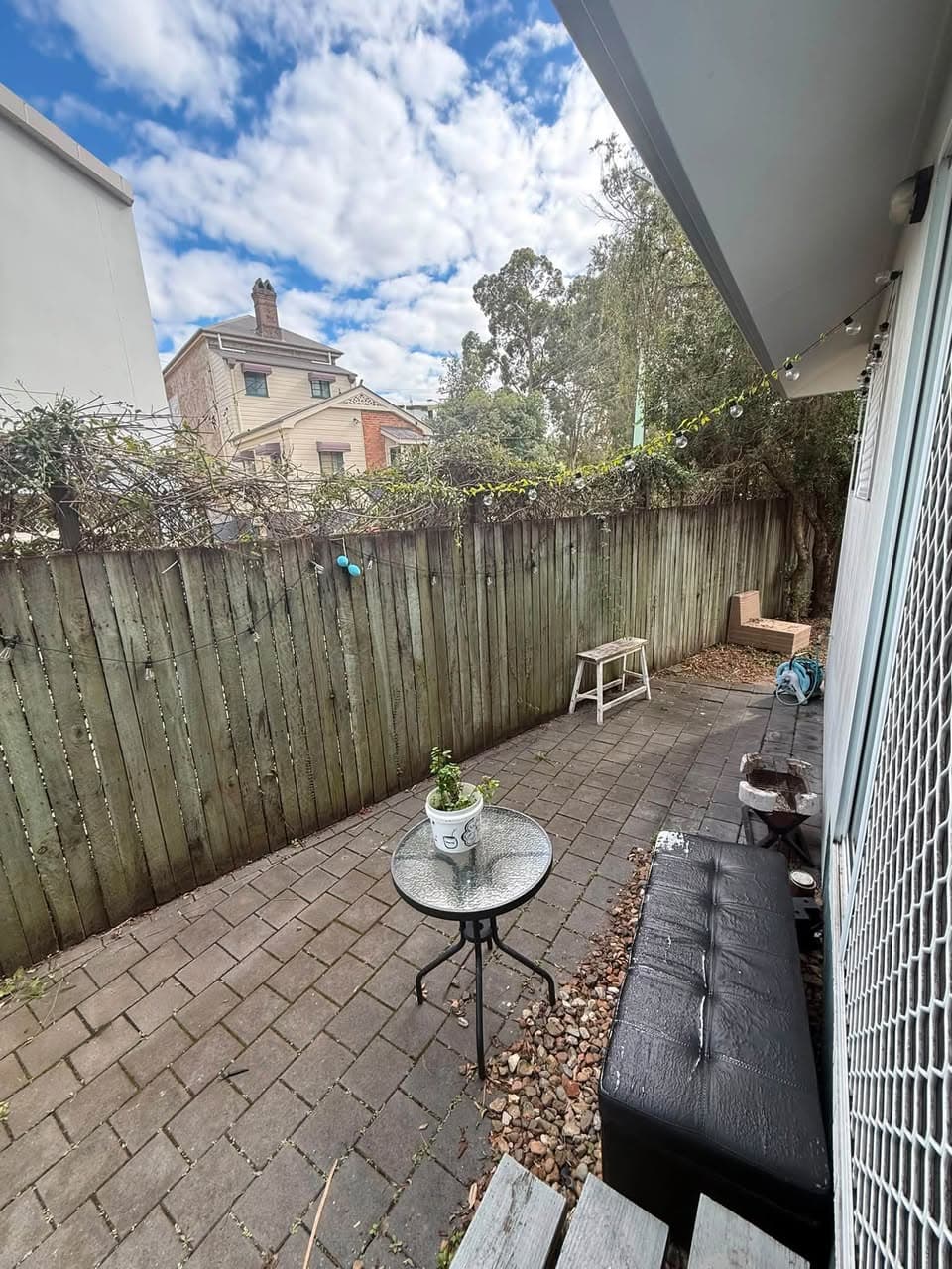 Room for Couple with Ensuite in Windsor (5)