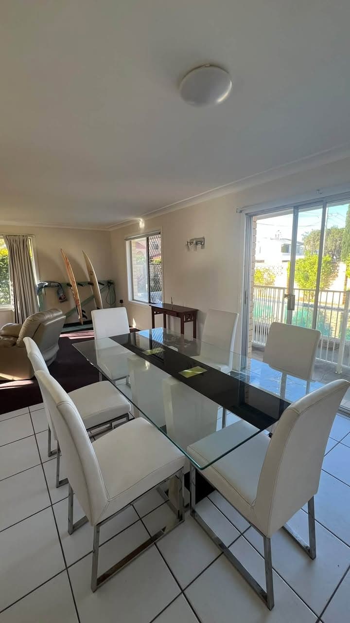 Room for Couples or Friends Available Long Term (2)