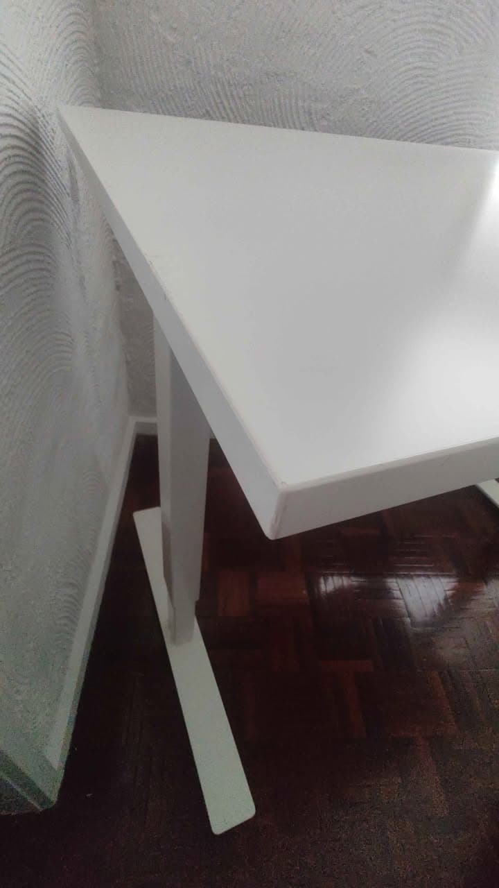 Manual Sit-Stand Desk for Sale (4)