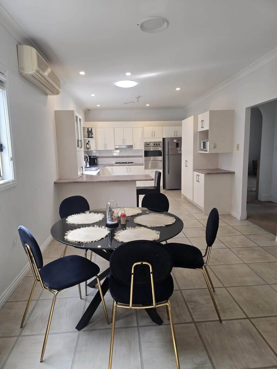 Private Room for Rent in Wolli Creek - $330/week (4)