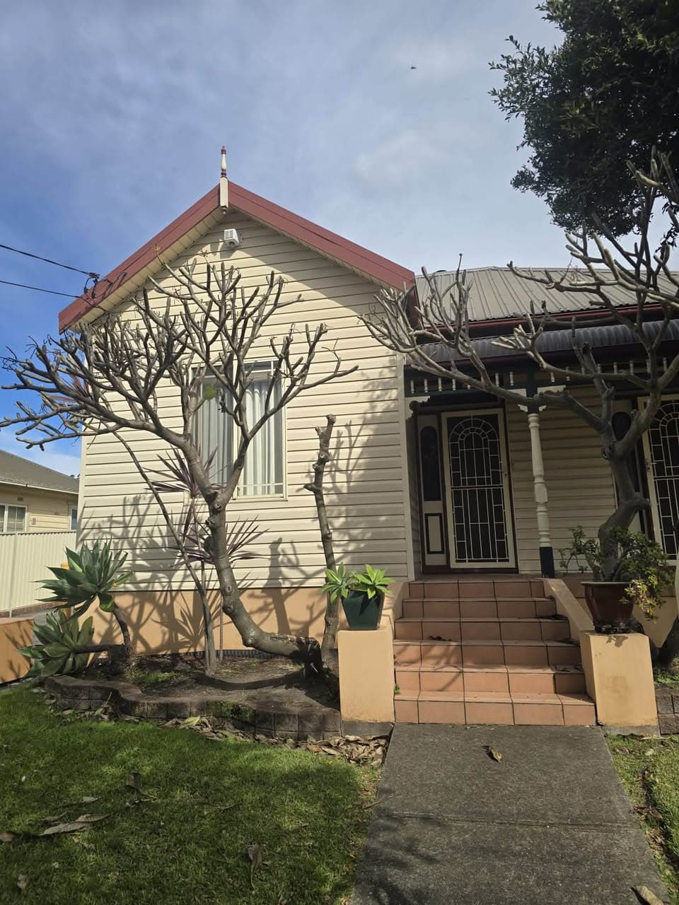 Private Room for Rent in Wolli Creek - $330/week (5)