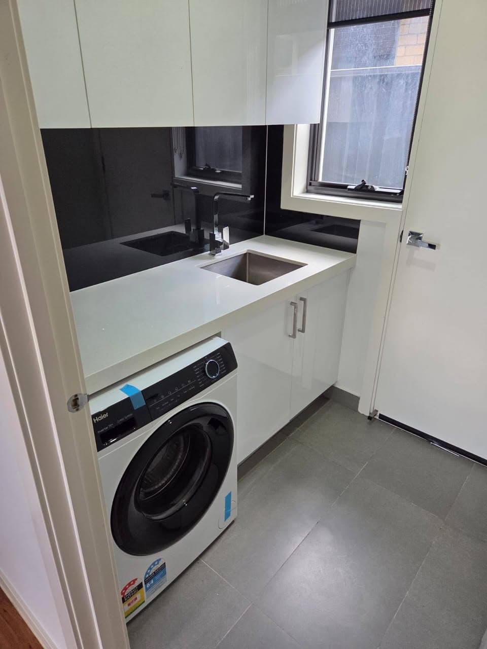 Fully Furnished 2-Bed, 2-Bath Townhouse in Coburg North (2)