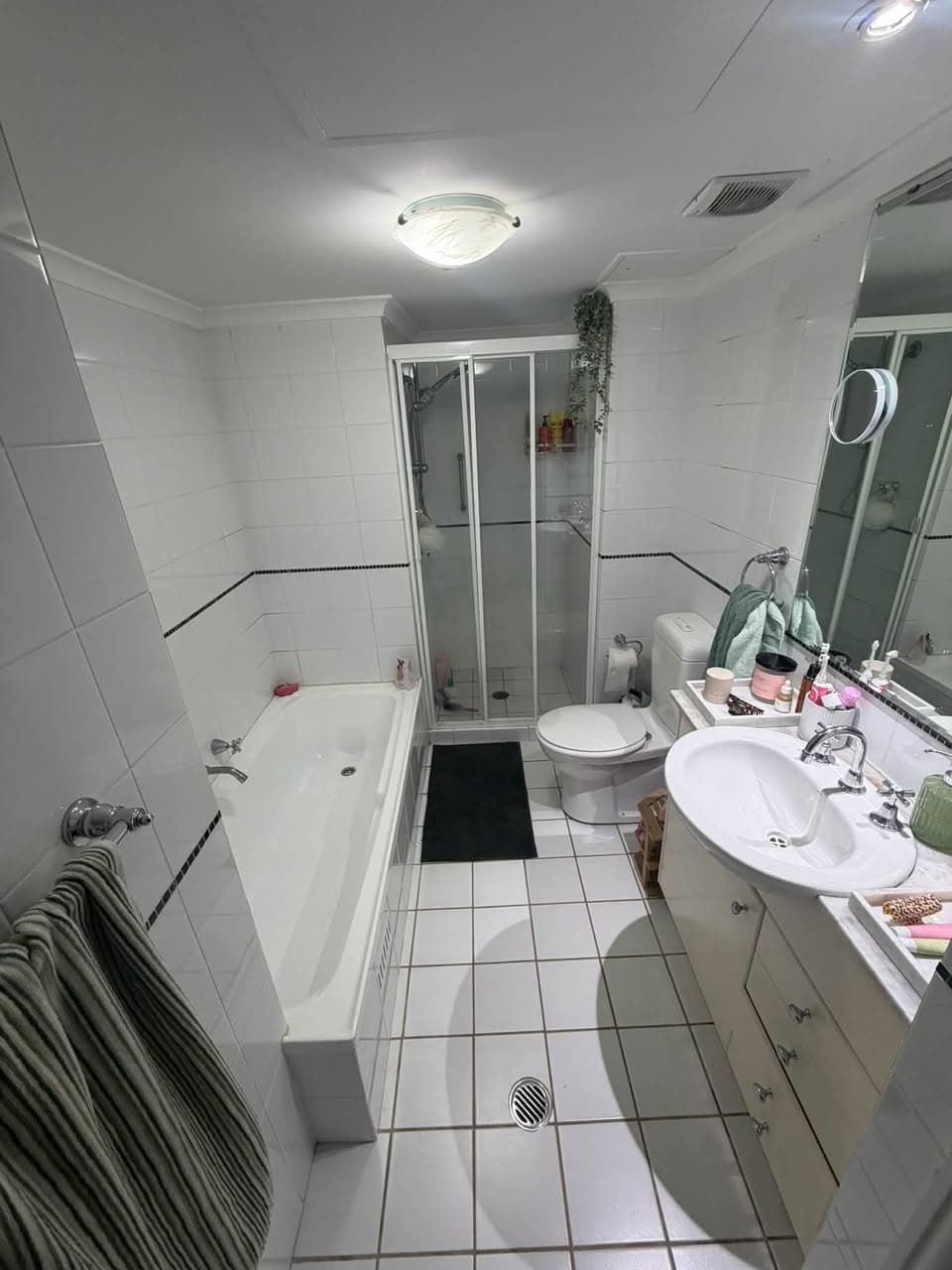 En-Suite Room for Sublet in Bondi Junction (5)