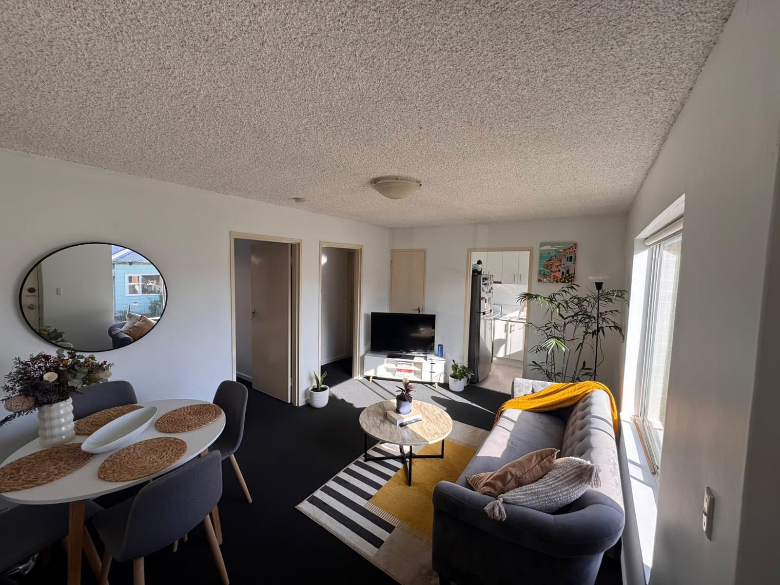 Furnished room in Clifton Hill — $1,150/month