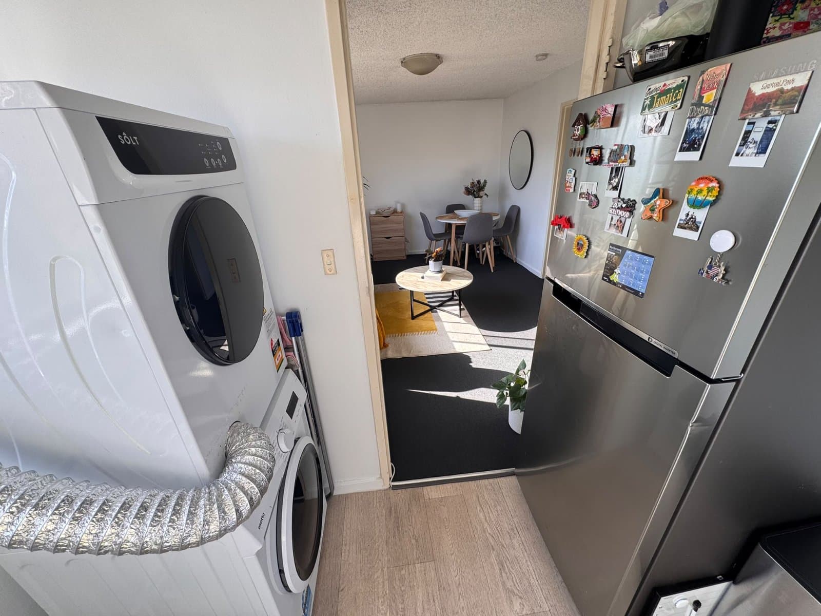 Furnished room in Clifton Hill — $1,150/month (4)