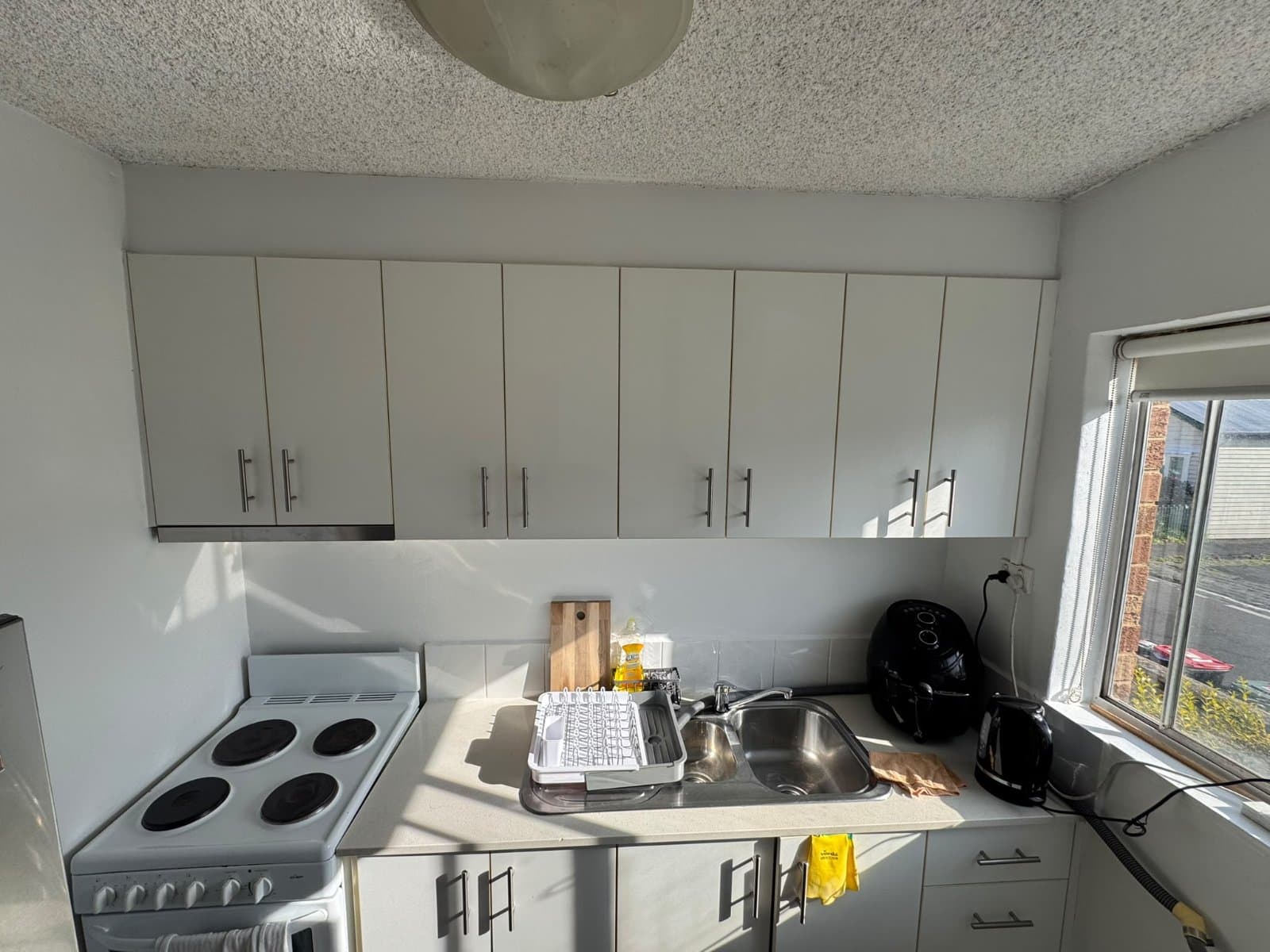 Furnished room in Clifton Hill — $1,150/month (5)
