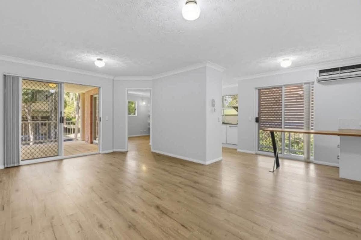 Furnished Room for Rent in Clayfield (4)
