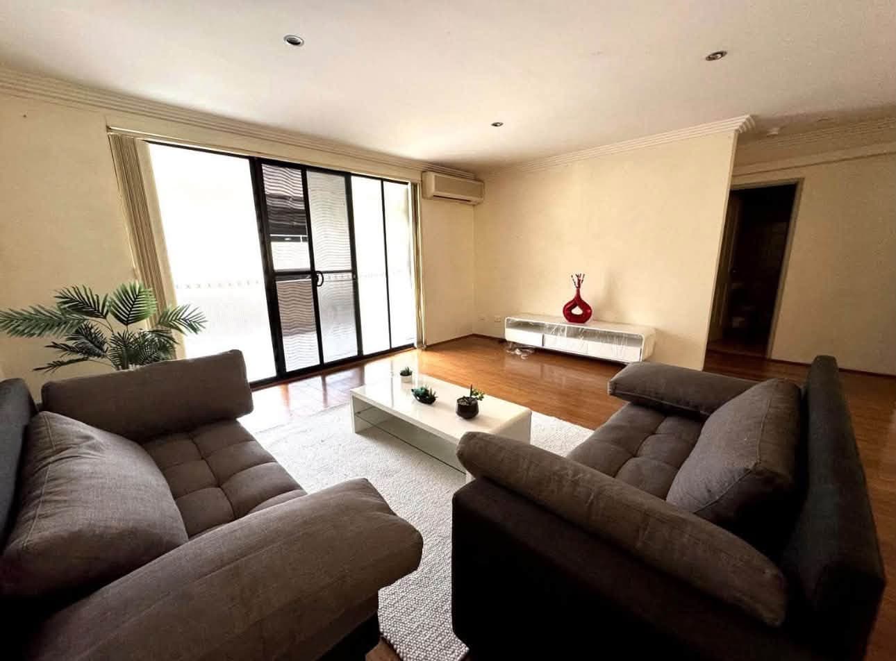 Couple Room Available in Kogarah - $550/week (4)