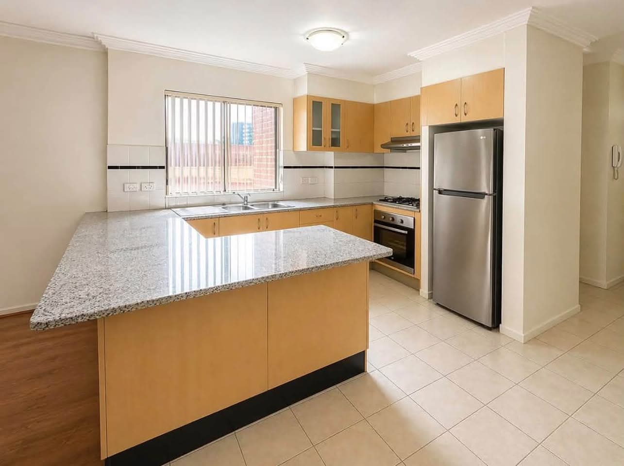 Couple Room Available in Kogarah - $550/week (5)