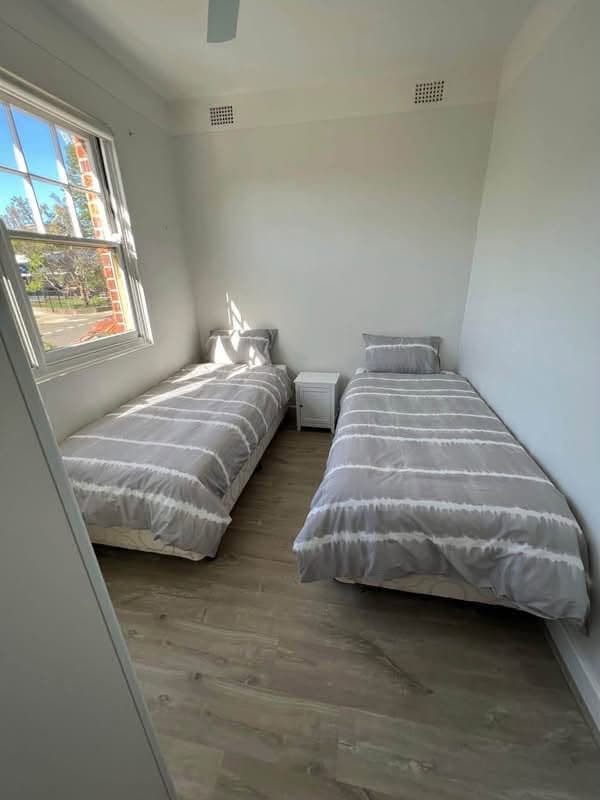Shared Bedroom Available in Mosman - Girls Only (2)