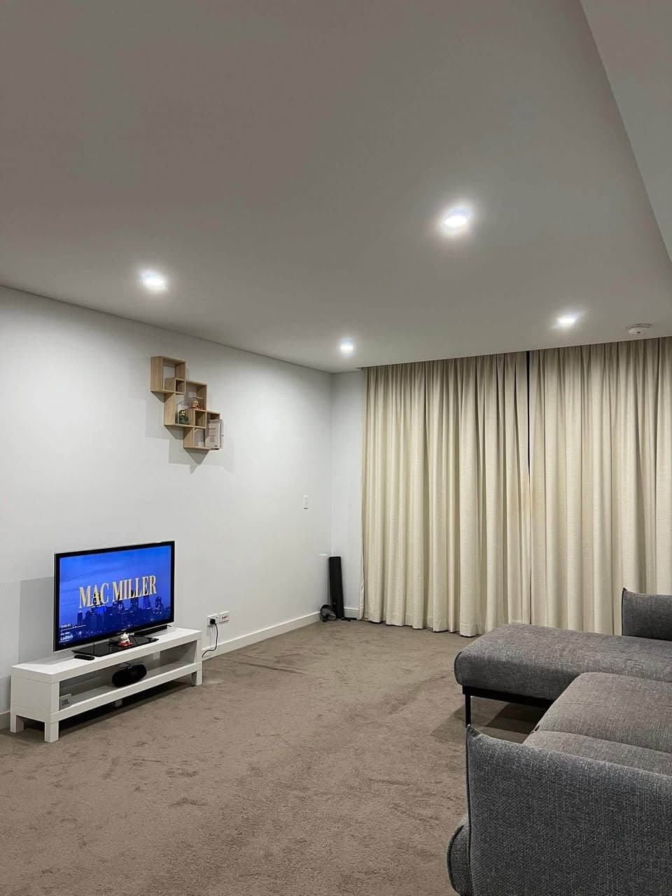 Fully Furnished Room for Rent in Wolli Creek