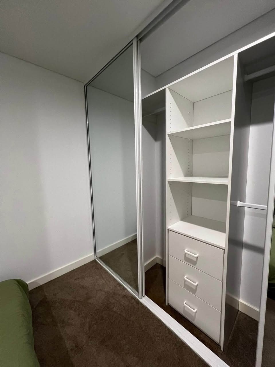 Fully Furnished Room for Rent in Wolli Creek (5)