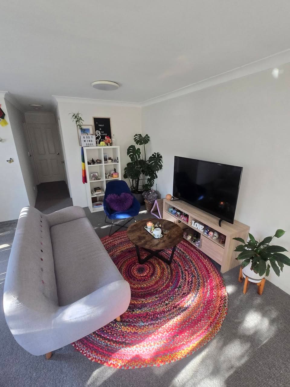Bright Room with Ensuite and Balcony in Kingsford