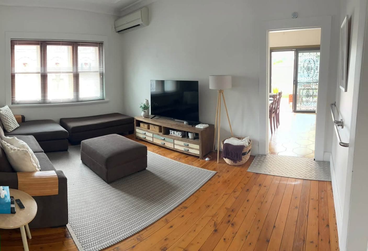 Comfortable House for Christmas and New Year (4)