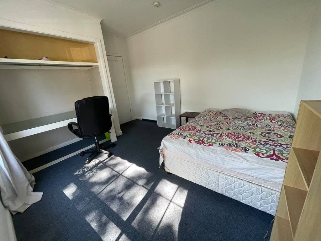 Private room in St Albans, $700/month all bills included (2)