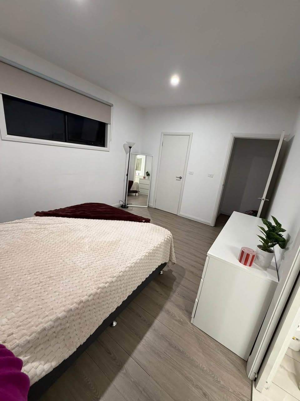Master room with private bathroom in Braybrook, pet-friendly (2)