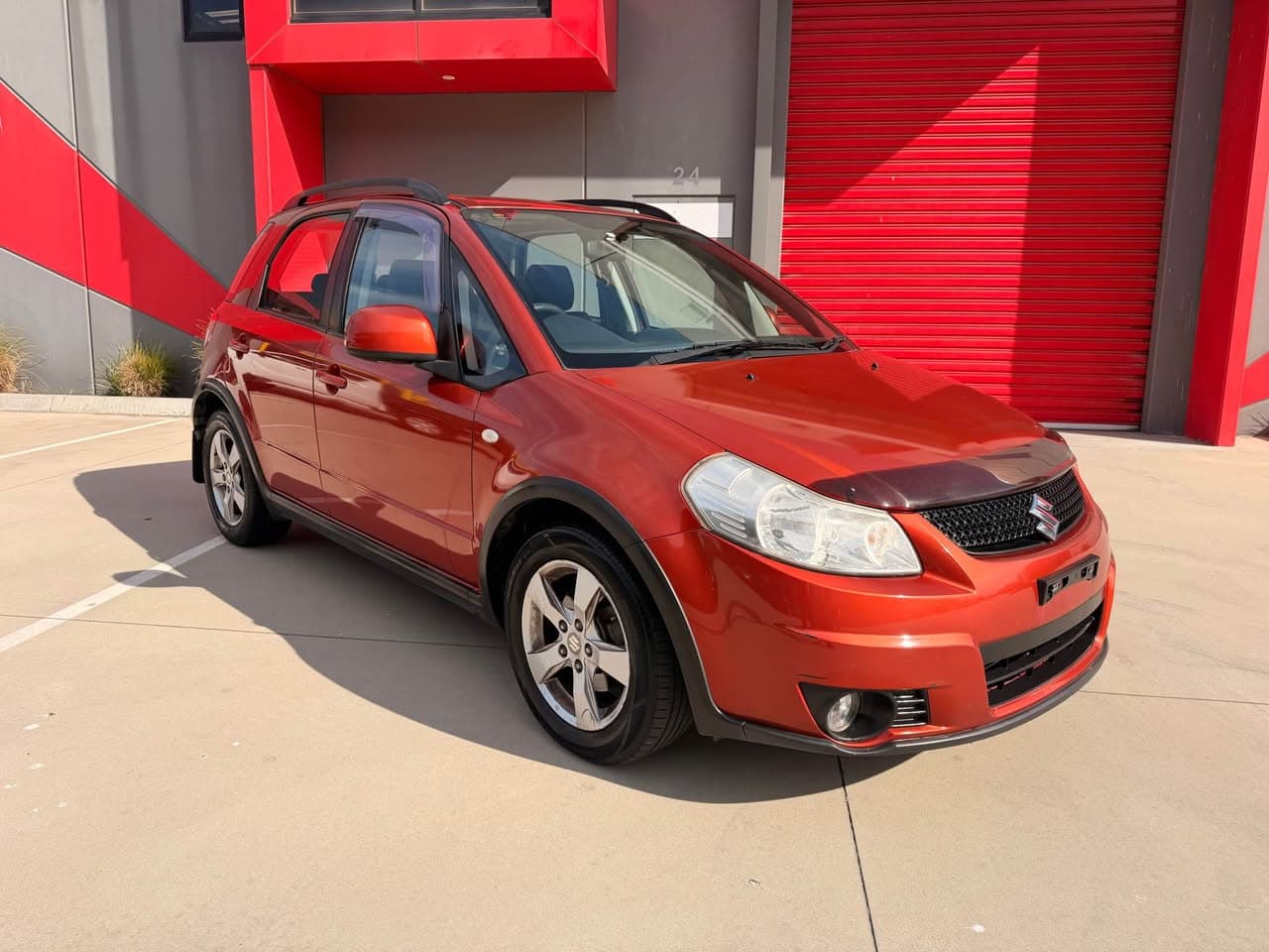 For sale: Vehicle with warranty and rego (2)