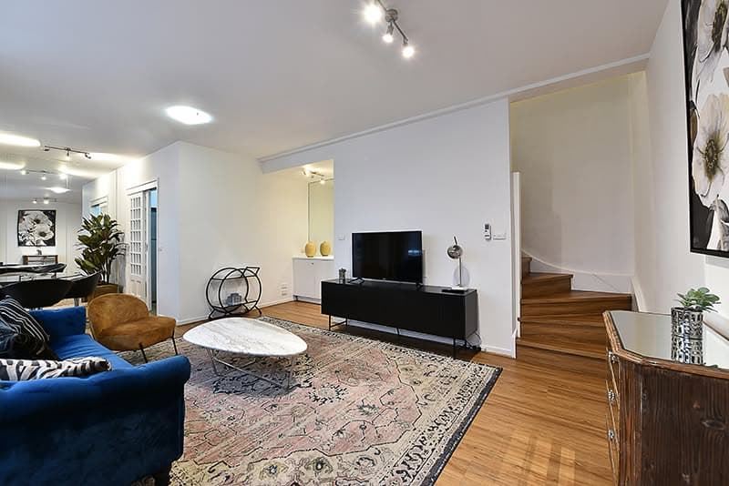 Apartment available for rent in Melbourne CBD