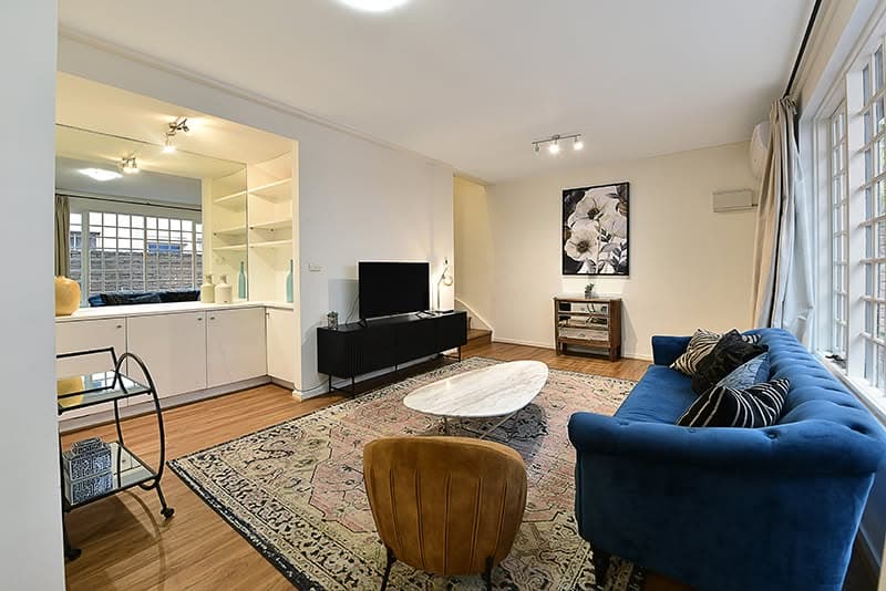 Apartment available for rent in Melbourne CBD