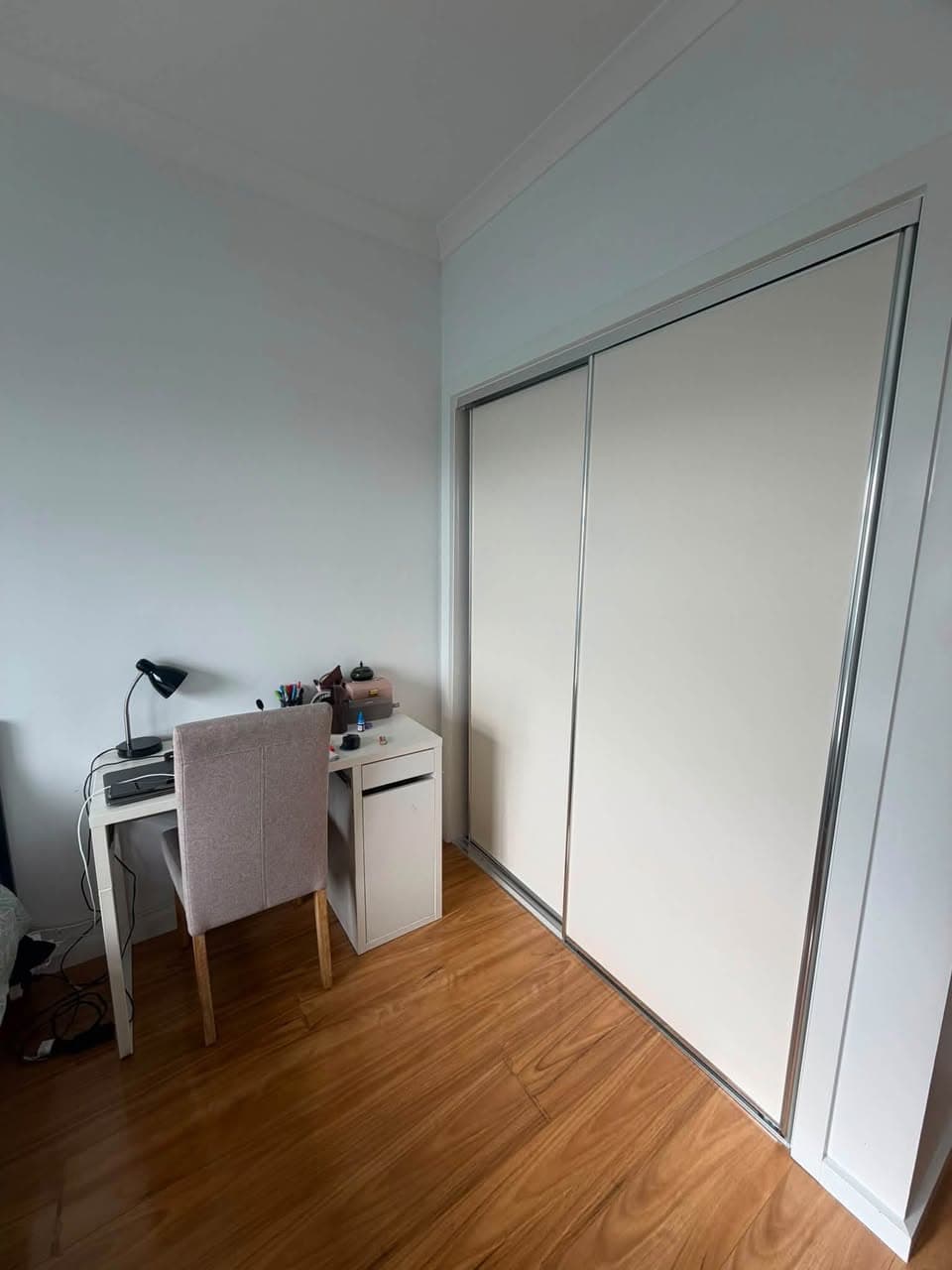 Room for Couple in Sunshine with Private Bathroom