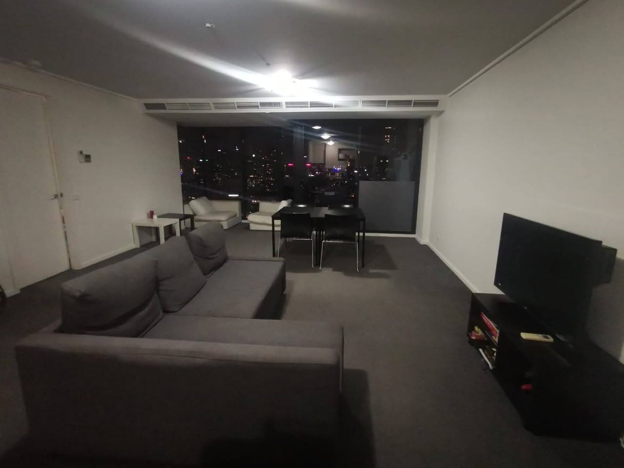 Room for Rent in Southbank (3)