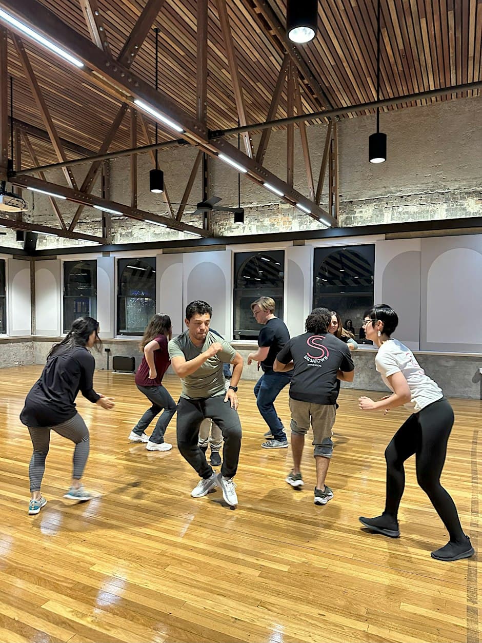 Foto de Clases de salsa gratis en Surry Hills