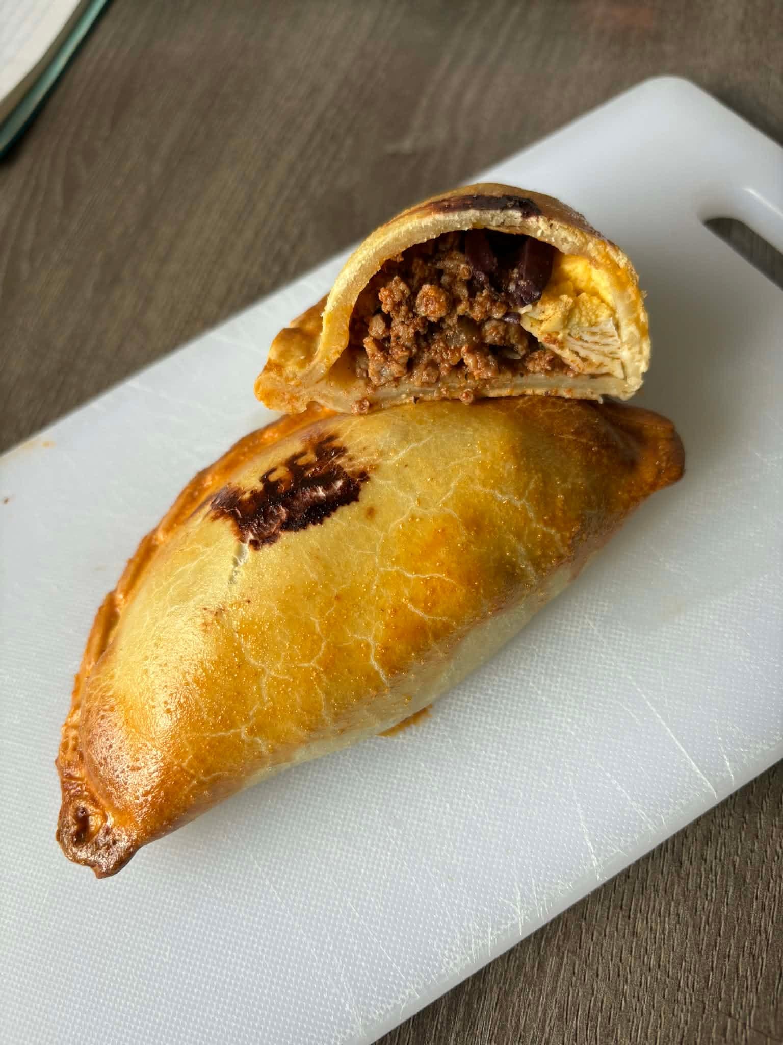 Cholito Empanadas (5)