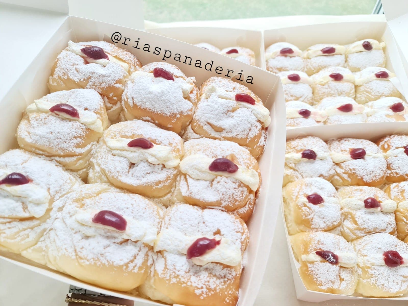 Ria's Pastries & Cakes Geebung (9)