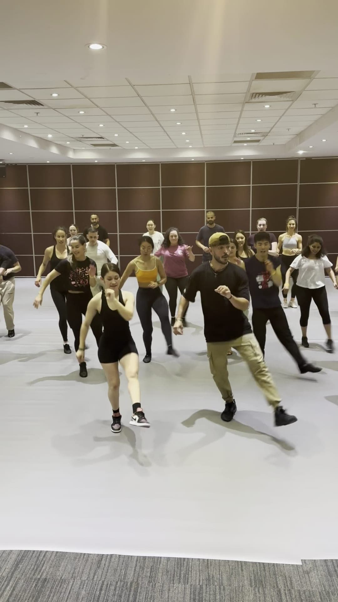 BEMBÉ Latin Dance (4)