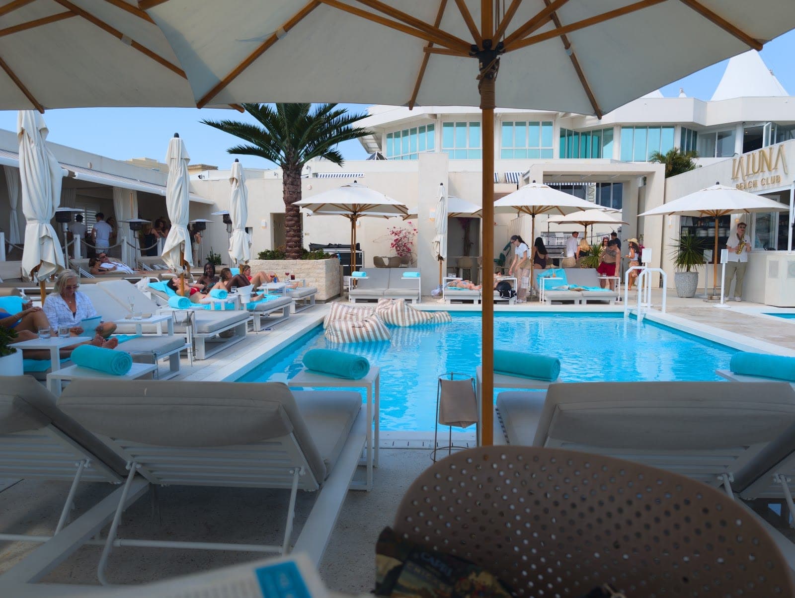 La Luna Beach Club (9)
