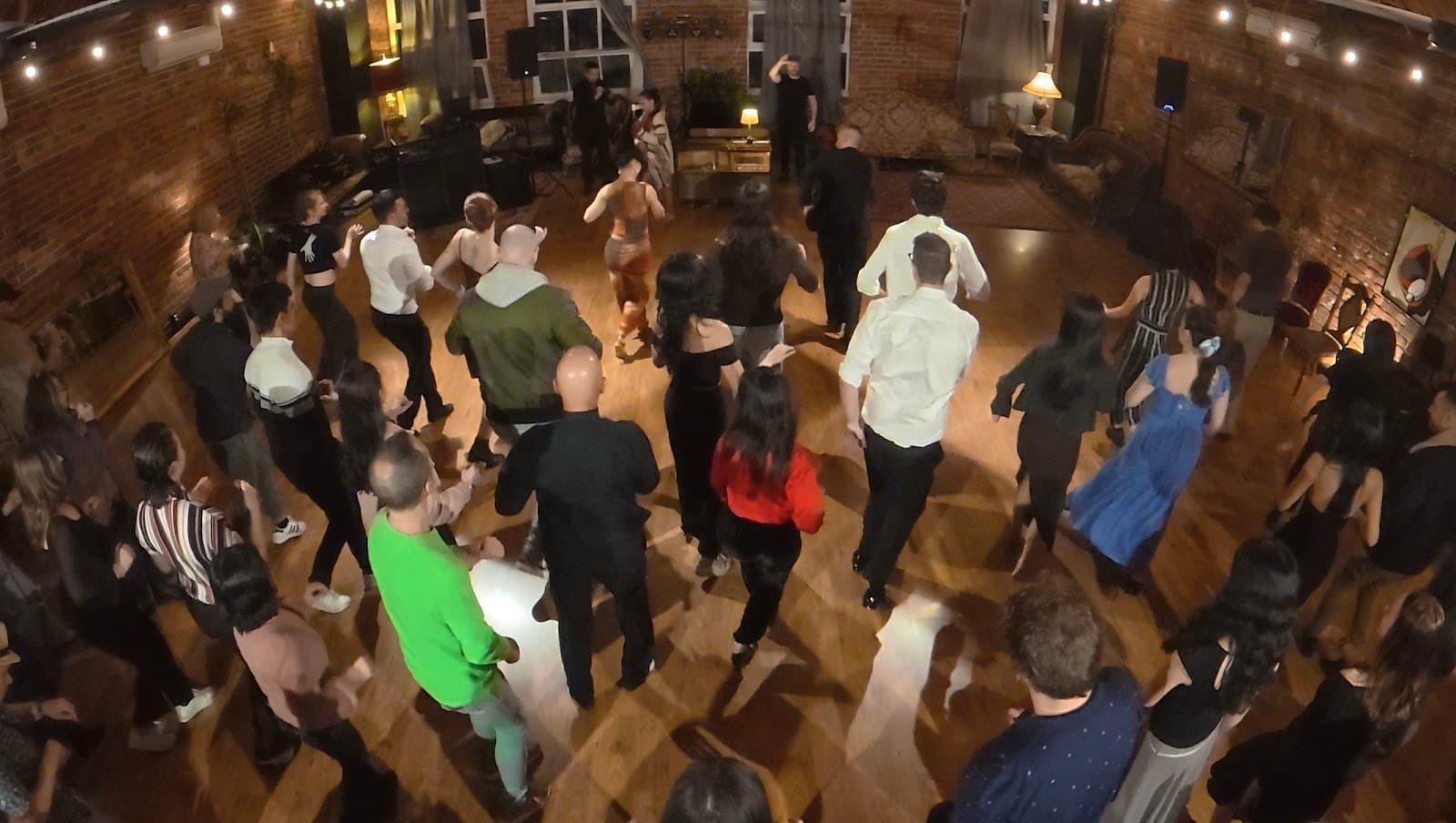 Viva La Salsa Dance School (2)
