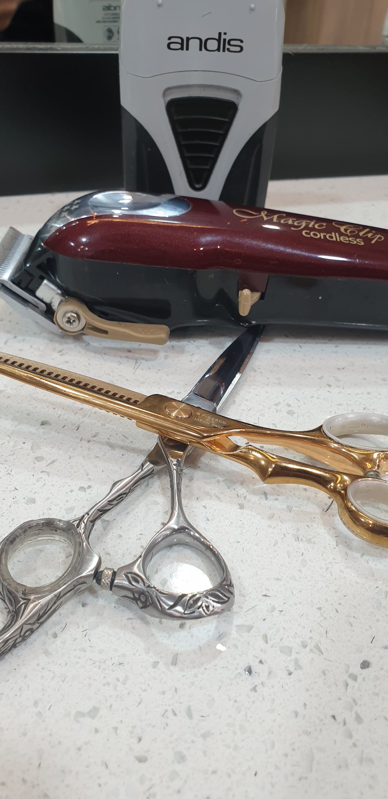 Sydney Bro's barber shop (9)