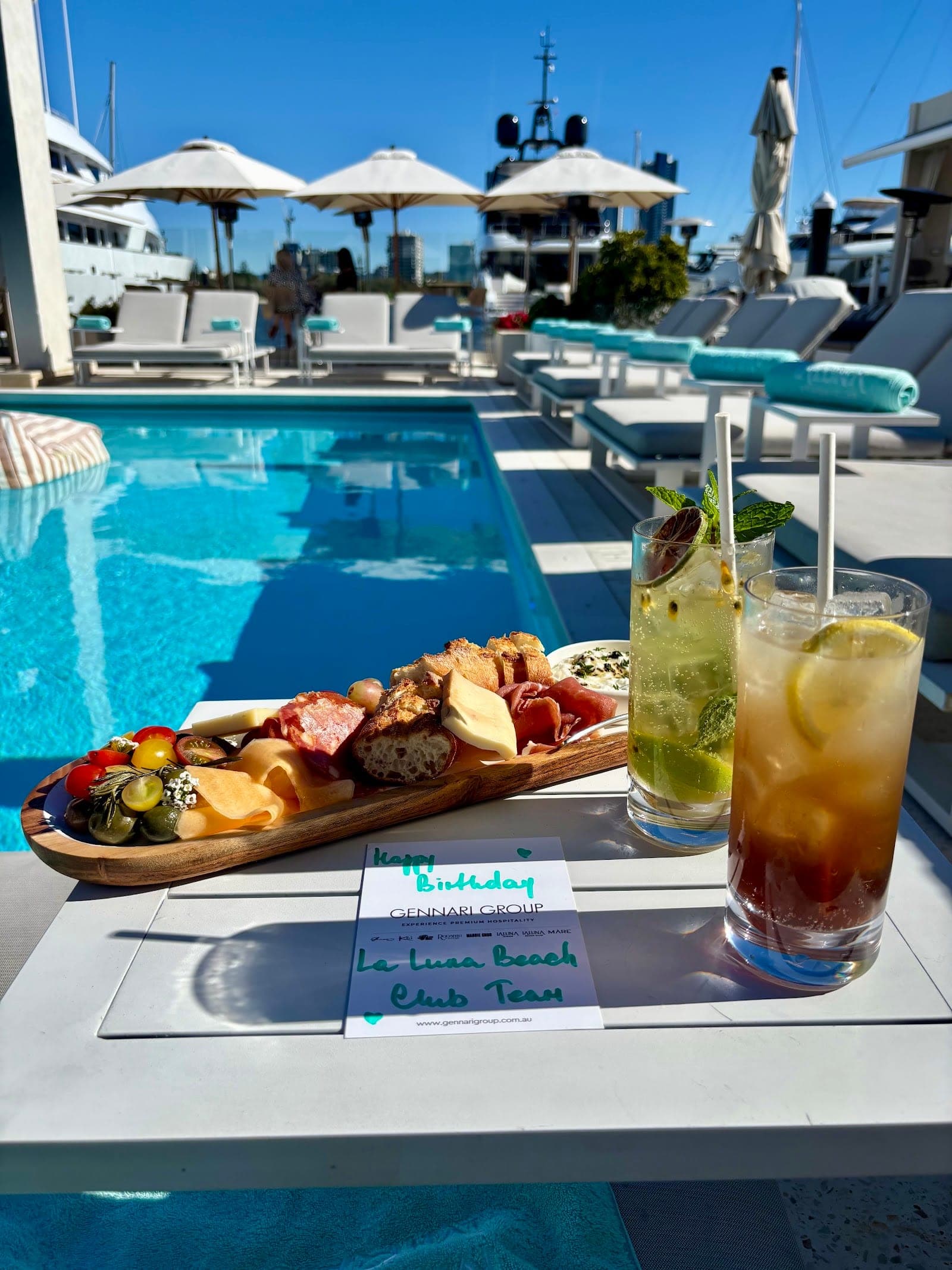 La Luna Beach Club (4)
