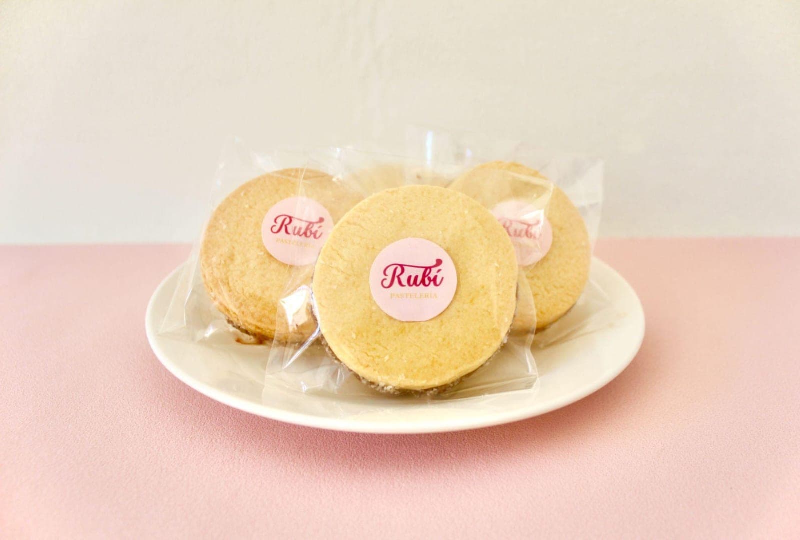 Rubí Pastelería | Cakes • Cupcakes • Cookies (10)
