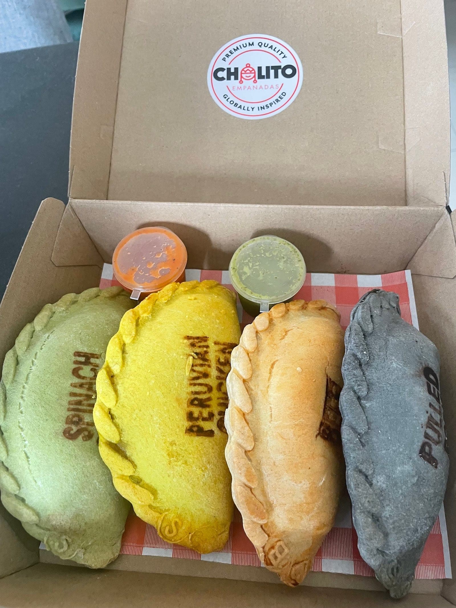 Cholito Empanadas (4)