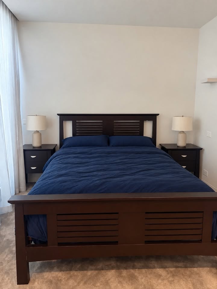 Queen-size bedroom for rent in Port Melbourne townhouse