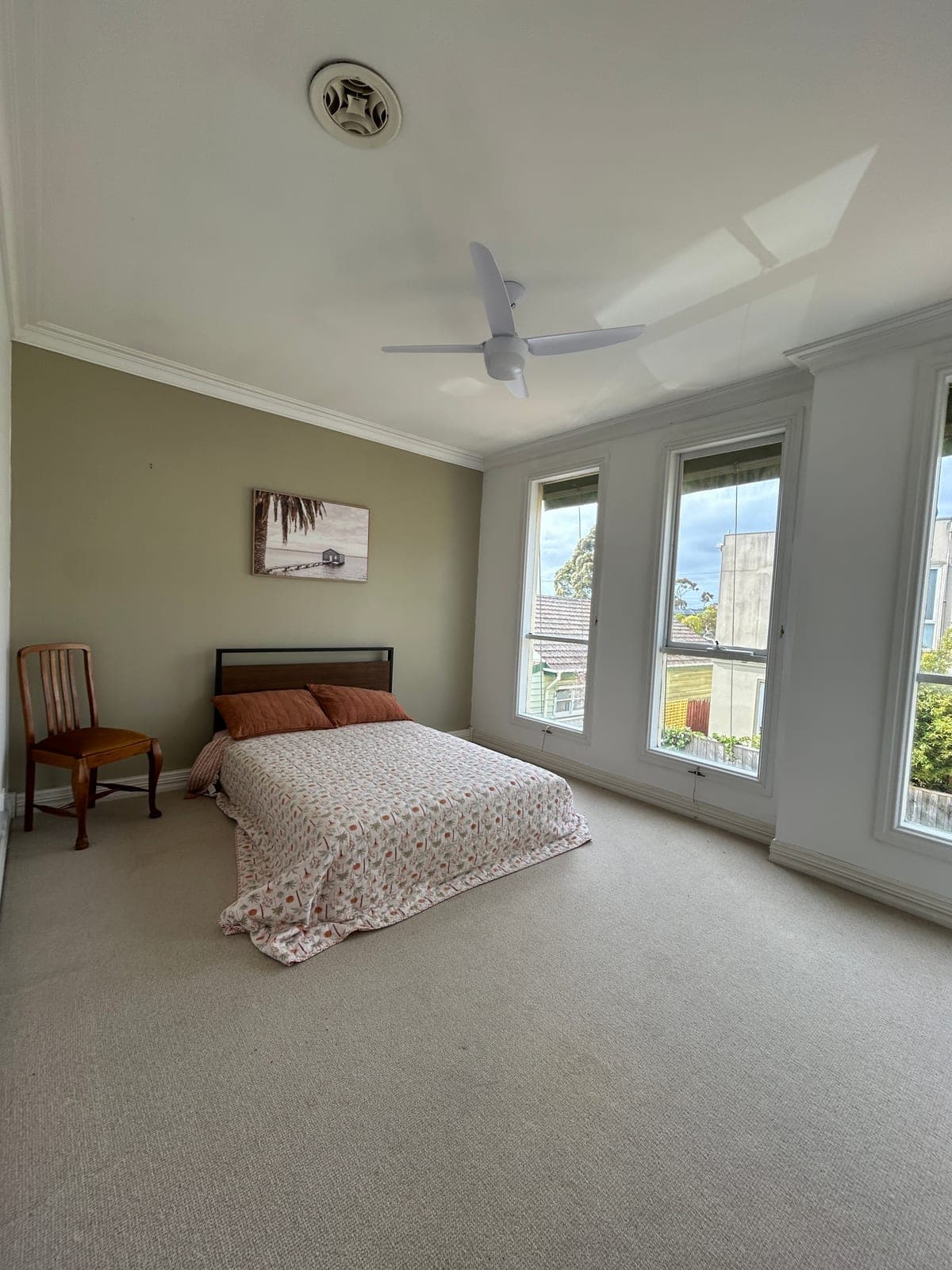 Room for Rent in Newport